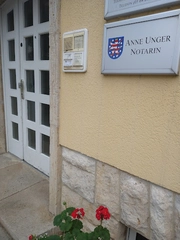 Notarin Anne Unger