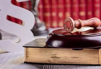 Notarin Dr. Katrin Erbacher